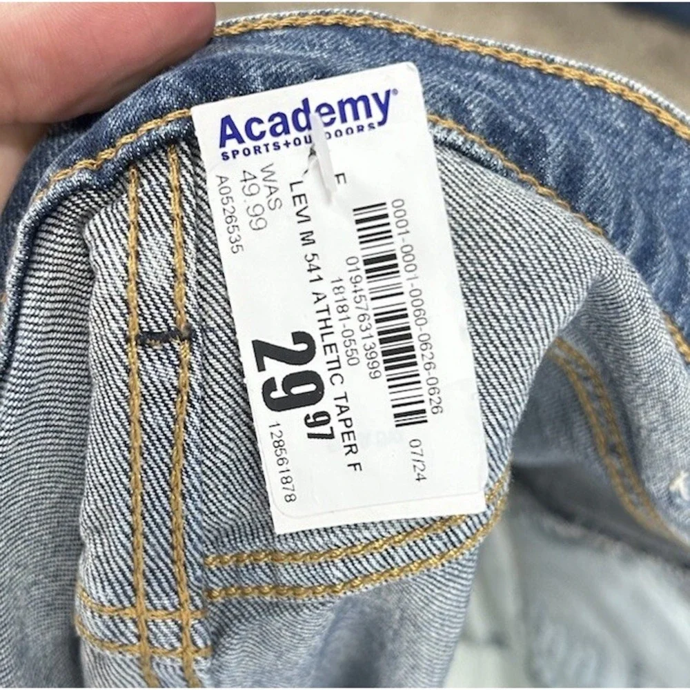 Levis Mens Size 42X30 Blue 541 Athletic Taper Straight Leg Denim Jeans New*